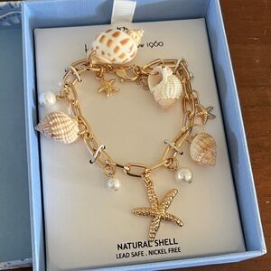HOUSE of HARLOW NWT, shell bracelet